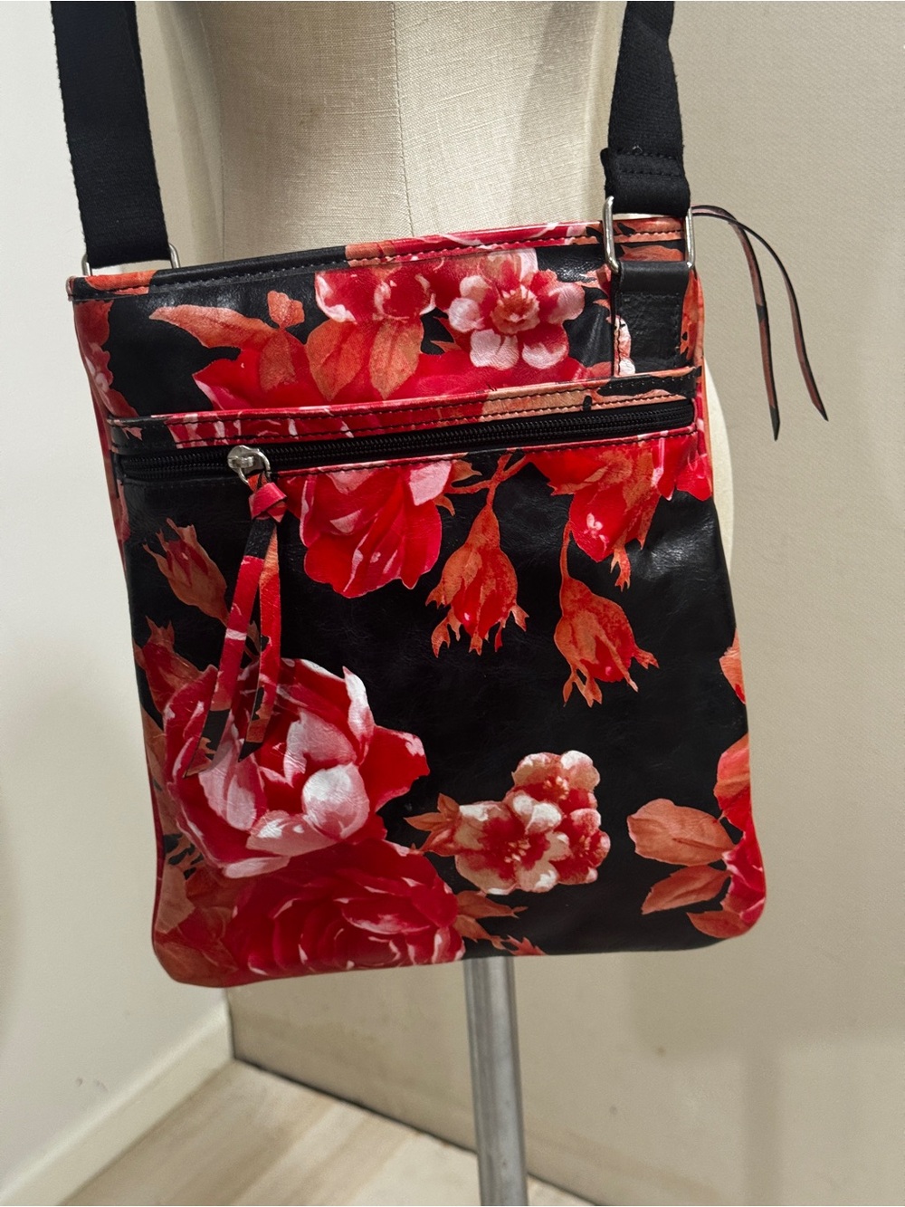 Maurizio Taiuti Black Crossbody with Red Floral Print genuine leather made Italy - Picture 4 of 12